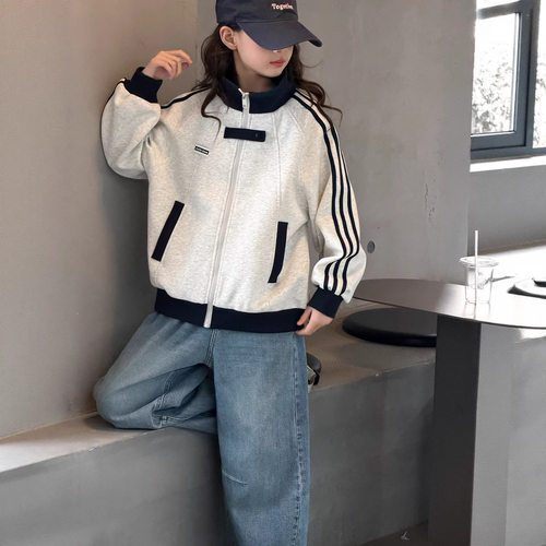 女童秋装外套2026新款儿童洋气时髦立领棒球服宽松休闲开衫上衣潮