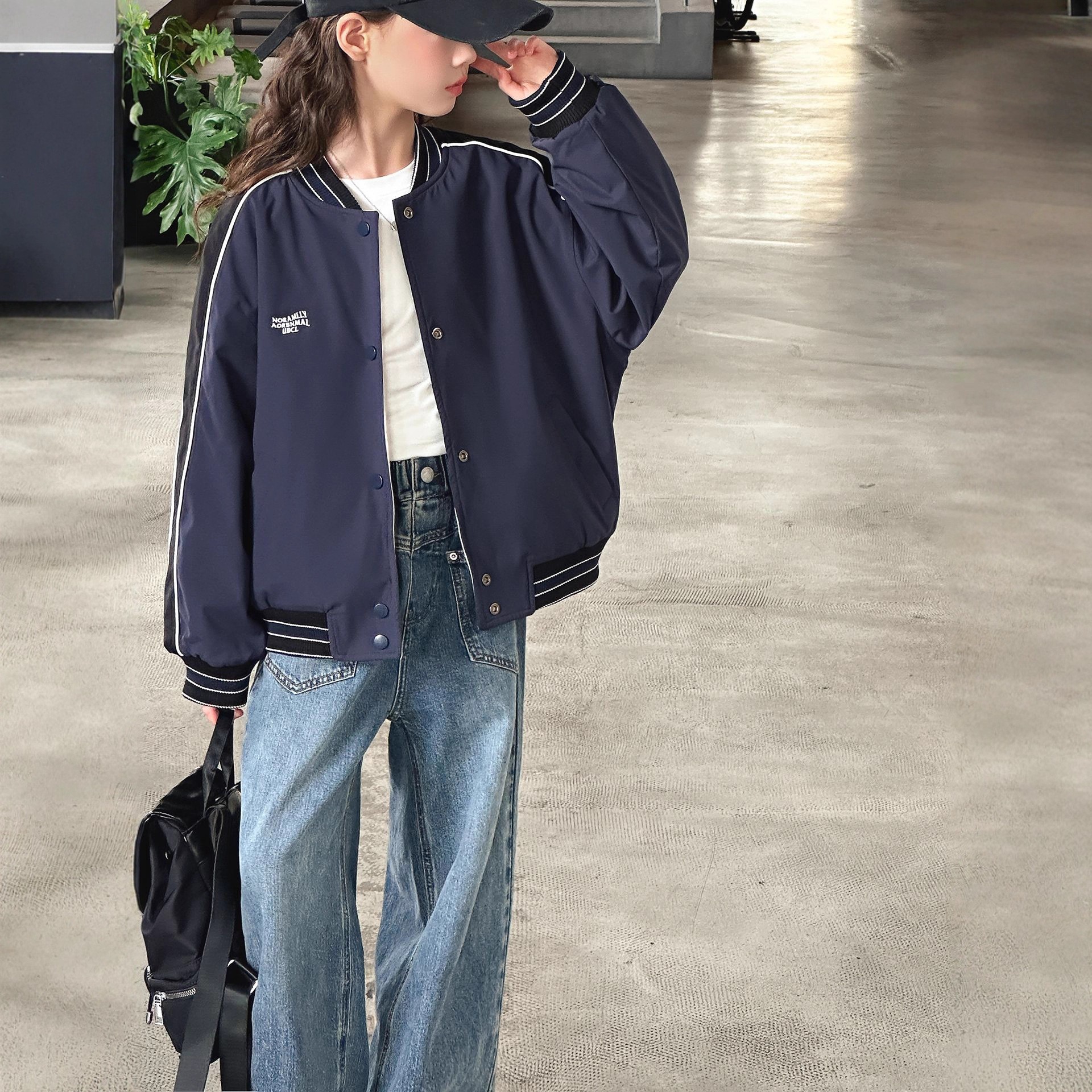 女童秋装棒球服外套2025春秋新款大童洋气时髦宽松休闲两面穿上衣