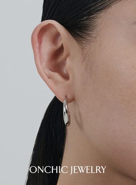 明星同款OnchicOR系列月牙耳环女小众设计高级感耳钉简约精致简约