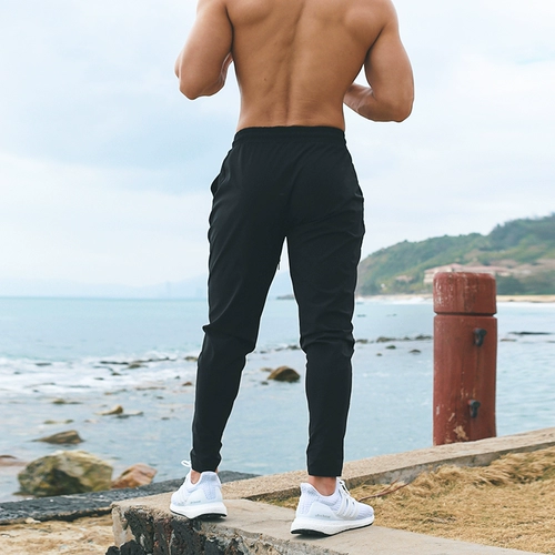 Спортивные шелковые штаны для спортзала для тренировок, для бега, облегающий крой