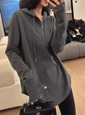 大码深灰色连帽长袖t恤女春秋冬胖mm300斤宽松显瘦休闲中长款上衣