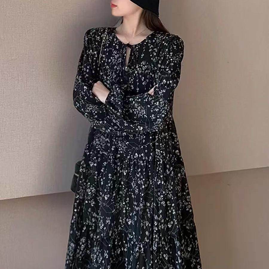 300斤大码女春秋胖mm宽松显瘦法式领口系带碎花连衣裙打底小黑裙