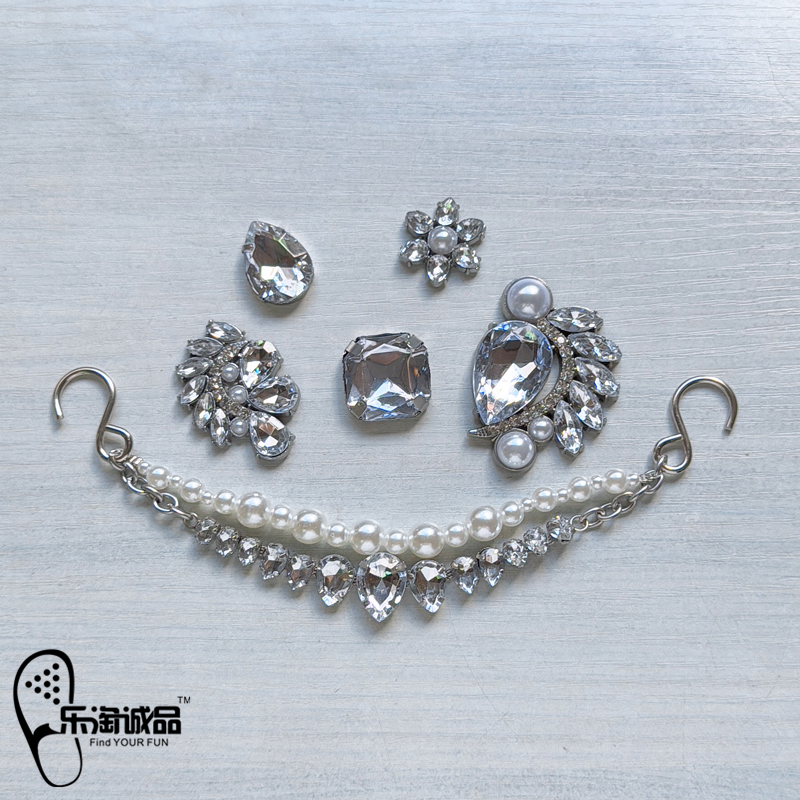 新款Crocs配饰洞洞鞋花 鞋上装饰誓言晚宴钻石宝石链条鞋扣卡骆驰