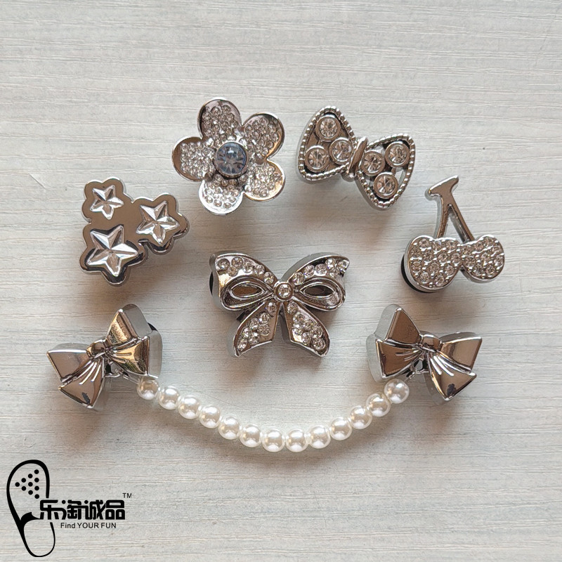 新款Crocs配饰洞洞鞋花 金属银色蝴蝶结鞋扣配件鞋上装饰品卡骆驰,服饰配件/皮带/帽子/围巾,鞋扣,淘宝优惠券,粉丝福利购,淘宝优惠卷