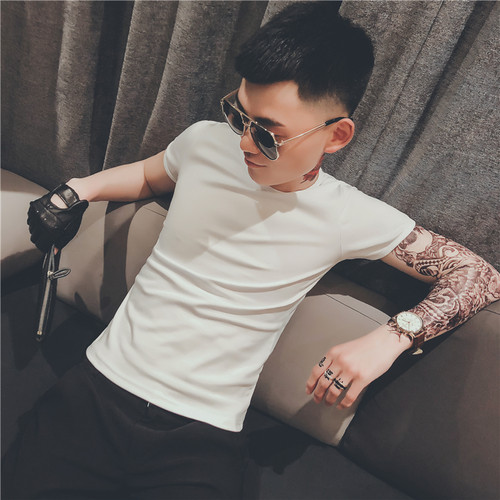 精神小伙红袖潮流衣服手恤