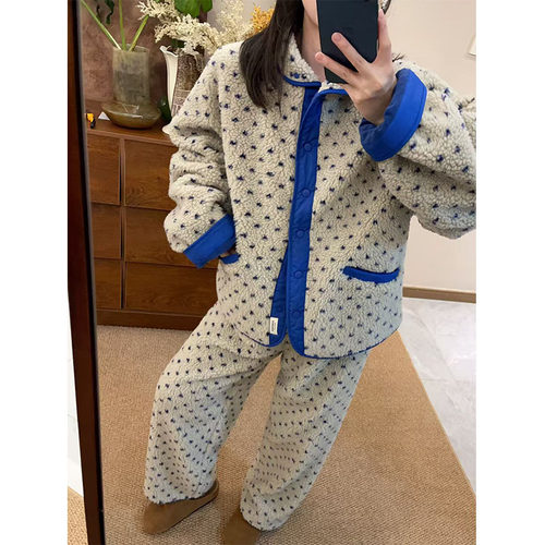 爱心印花撞色门襟翻领家居服套装