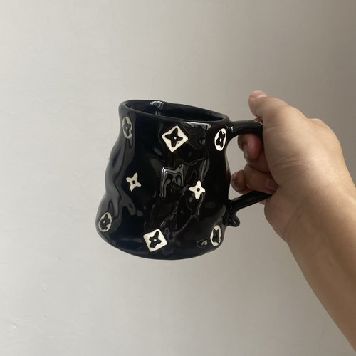 高颜值小众手绘款老花陶瓷水杯家用复古手捏马克杯咖啡杯茶杯个性