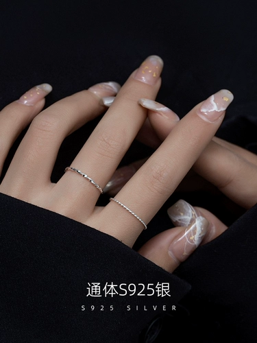 Небольшое дизайнерское кольцо с косичкой, серебро 925 пробы, легкий роскошный стиль, на указательный палец