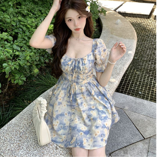 微胖MM海边度假茶歇法式遮肚显瘦碎花连衣裙女夏季新款中长款裙子