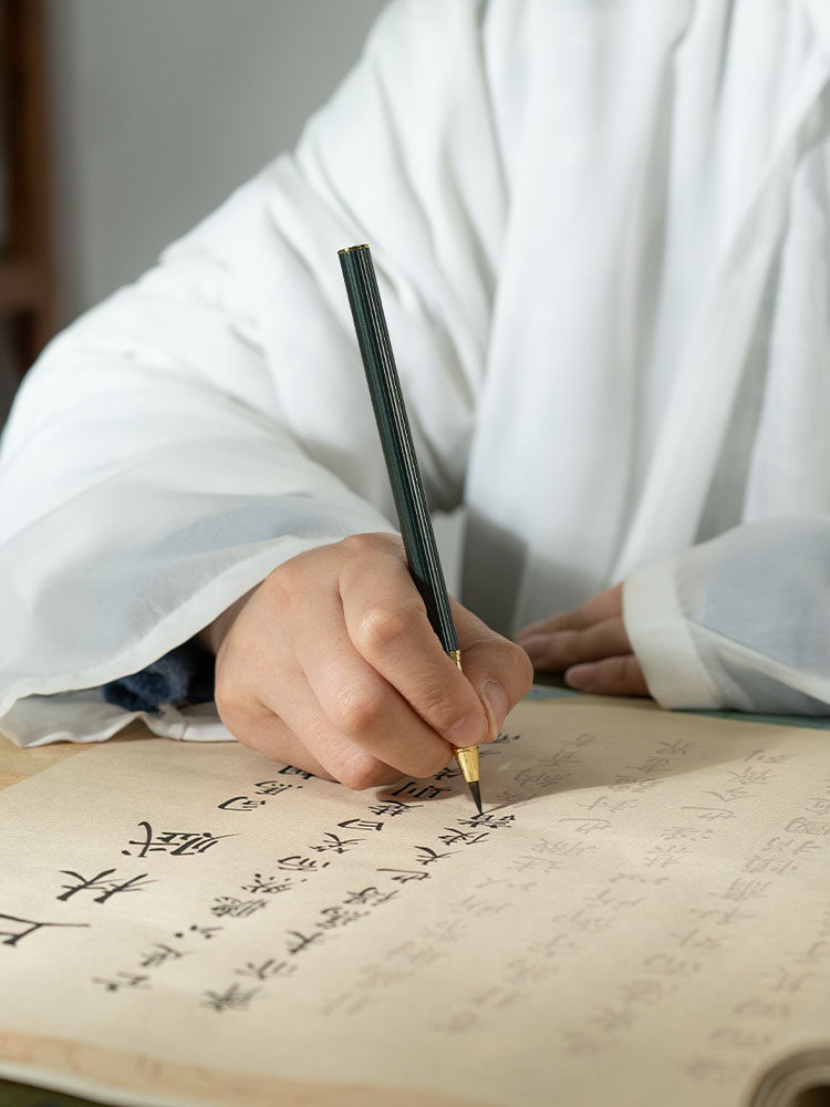 善琏湖笔上林赋长卷字帖挂画宣纸专用全篇五米成人软笔毛笔临摹练属于什么档次？