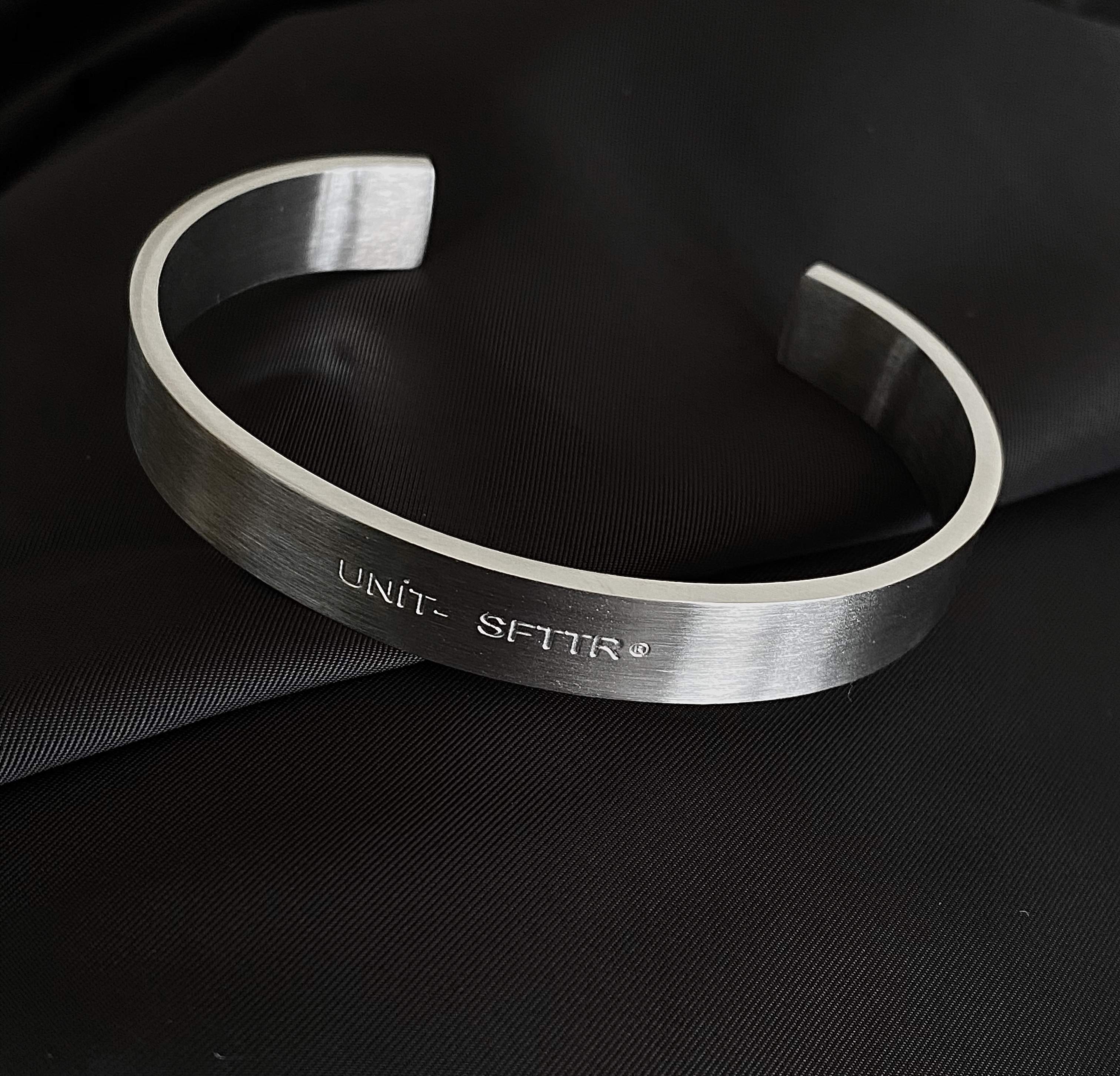 钛钢金属拉丝工业风男女款手环