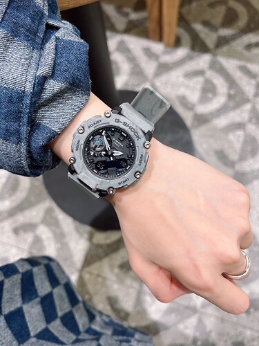 casio卡西欧新款G-SHOCK雾霾灰GA-2200神秘森林混色碳纤防水手表
