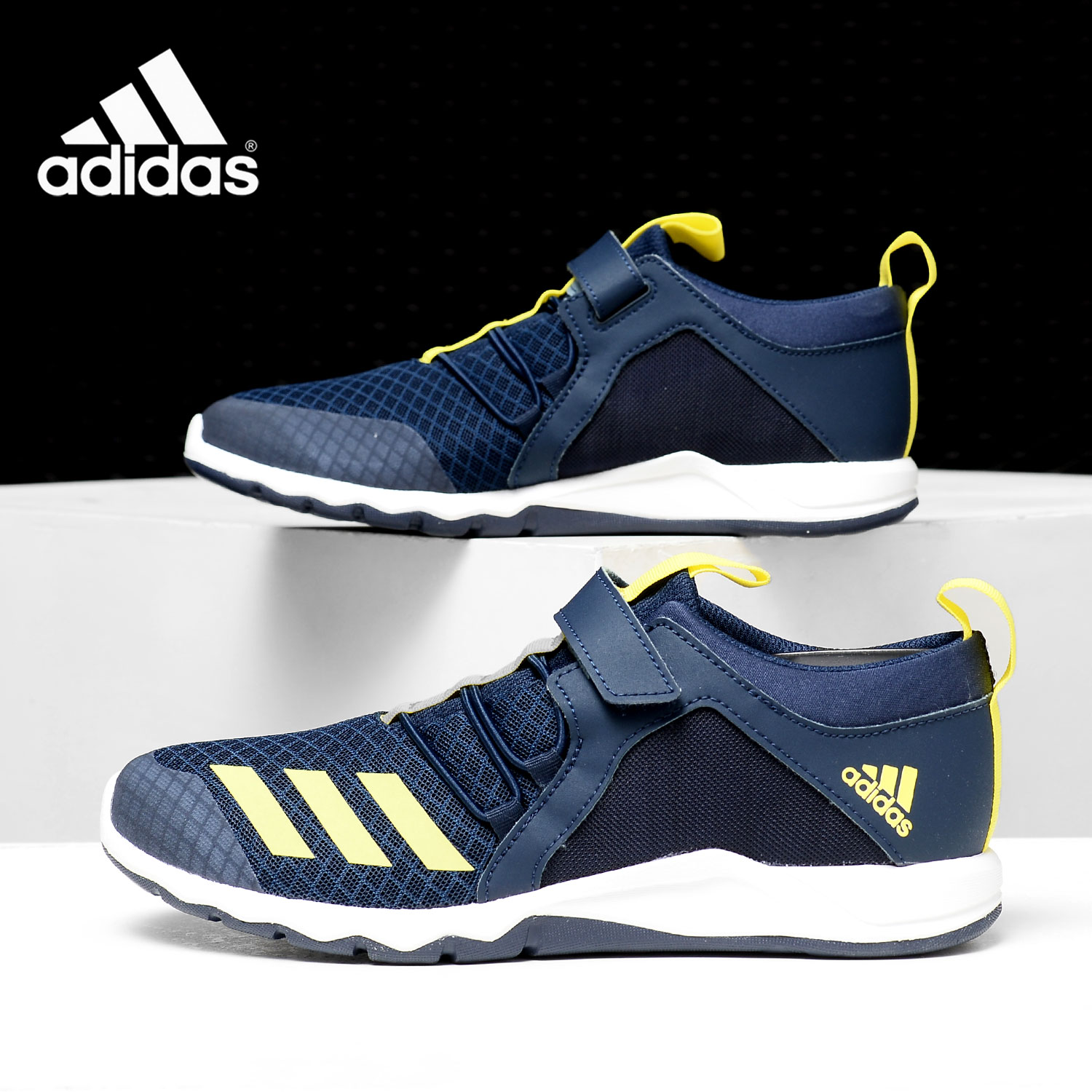 Adidas男女中大童cq0098运动鞋