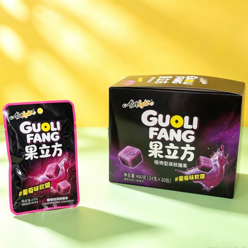 网红果立方软糖草莓葡萄味方块凝胶软糖儿童校园休闲零食酸甜糖果