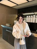 羊羔毛外套女冬季 alex stevens奶fufu～短款 连帽毛绒加厚毛毛外套