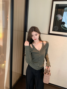 xm定制青蓟灰假两件挂脖领针织开衫女秋冬季内搭露肩修身显瘦上衣