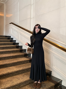 alex stevens黑色半高领连衣裙女春秋季内搭a字鱼尾裙长款打底裙