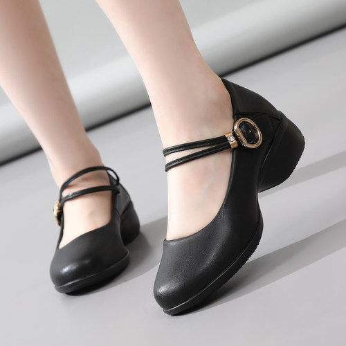 春夏软底中跟浅口广场舞鞋妈妈款