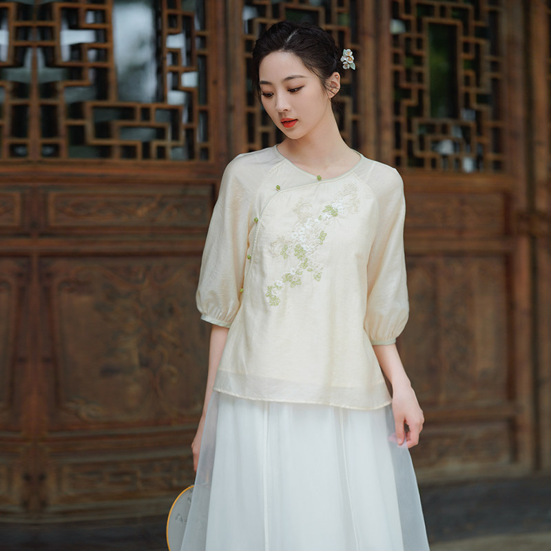 素飞中式女装改良唐装2023夏季新款天丝绣花温柔风旗袍上衣茶人服