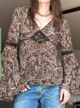 WEEKEEP 欧美风特色复古印花刺绣收腰喇叭袖上衣修身显瘦长袖T恤