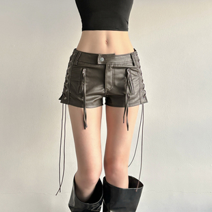 显瘦短裤 百搭低腰修身 辣妹性感棕色拉链设计感侧绑带皮裤 WEEKEEP