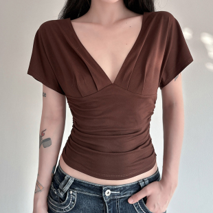 露背绑带上衣 T恤百搭修身 WEEKEEP 辣妹棕色V领褶皱收腰显瘦短袖