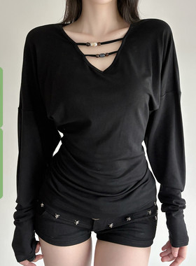 WEEKEEP 小众气质黑色V领串珠修身长袖T恤女百搭褶皱收腰显瘦上衣