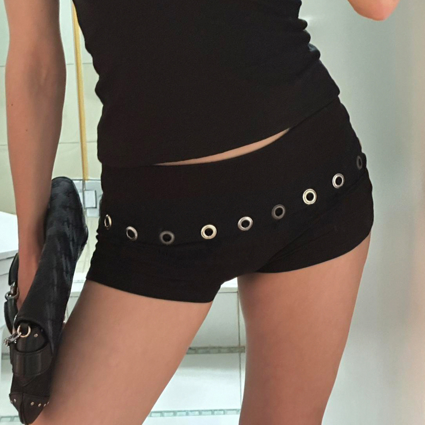 WEEKEEP 街头辣妹翻腰鸡眼拼接超短裤百搭黑色性感紧身包臀热裤潮