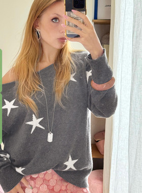 WEEKEEP 街头小众斜领露肩撞色五角星长袖毛衣女百搭宽松显瘦上衣