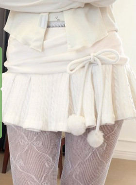 WEEKEEP 甜美纯欲白色系带毛球半身裙百搭基础低腰A摆毛织短裙
