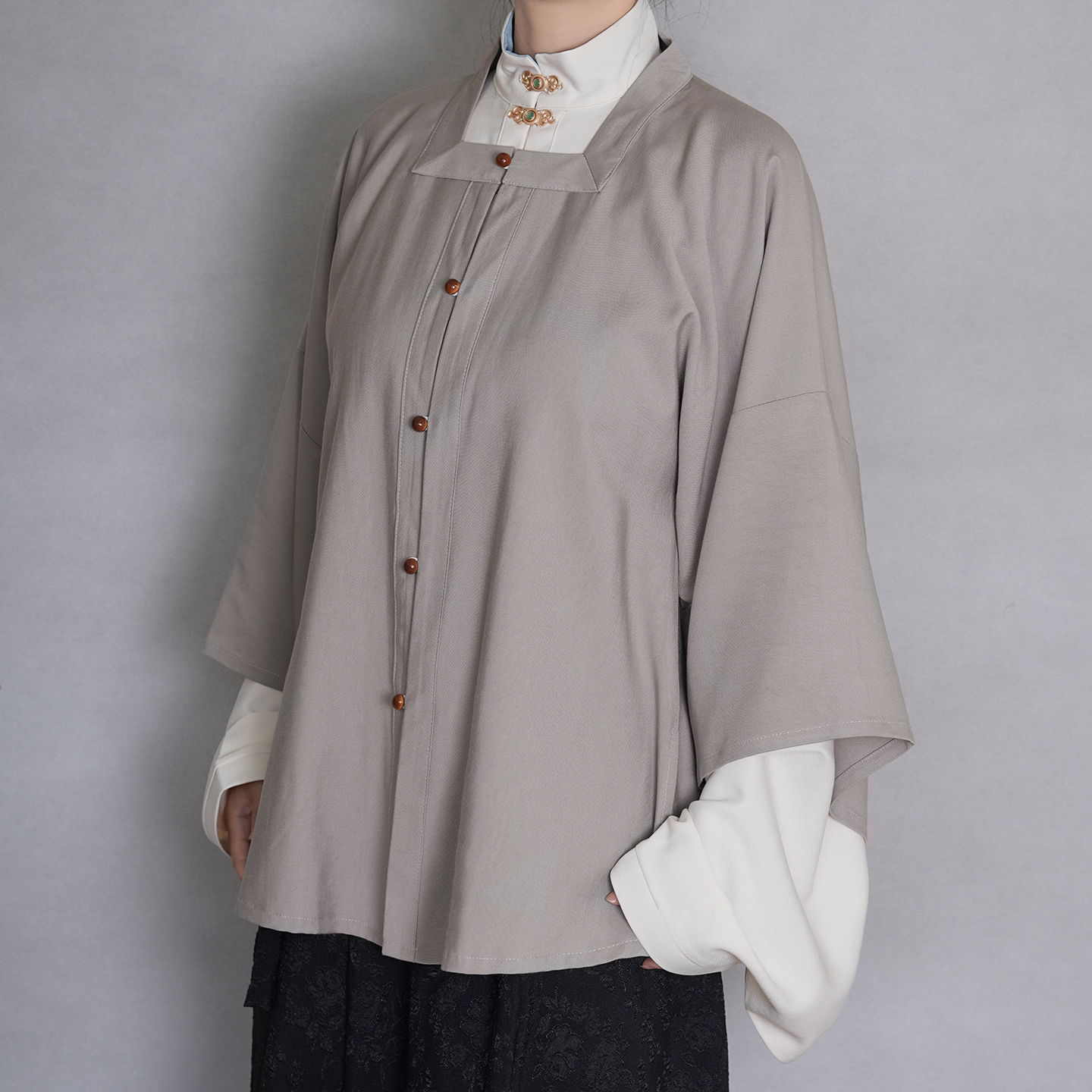 明制方领半袖短衫日常通勤春秋