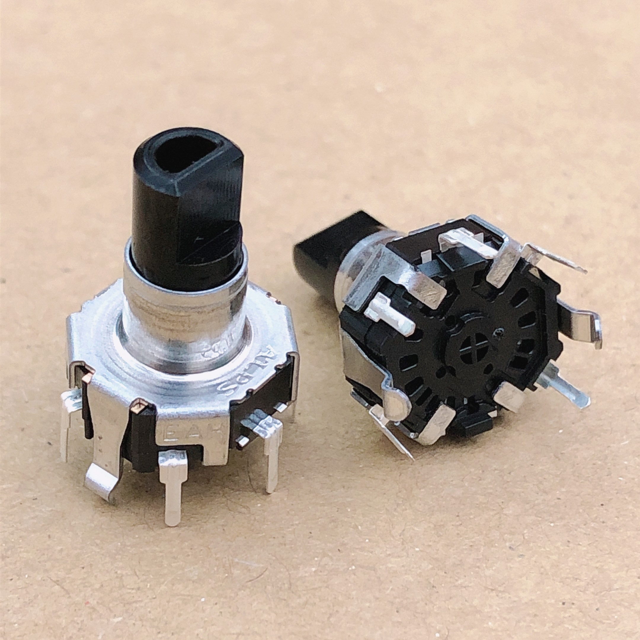 阿尔派先锋汽车音量开关机电位器