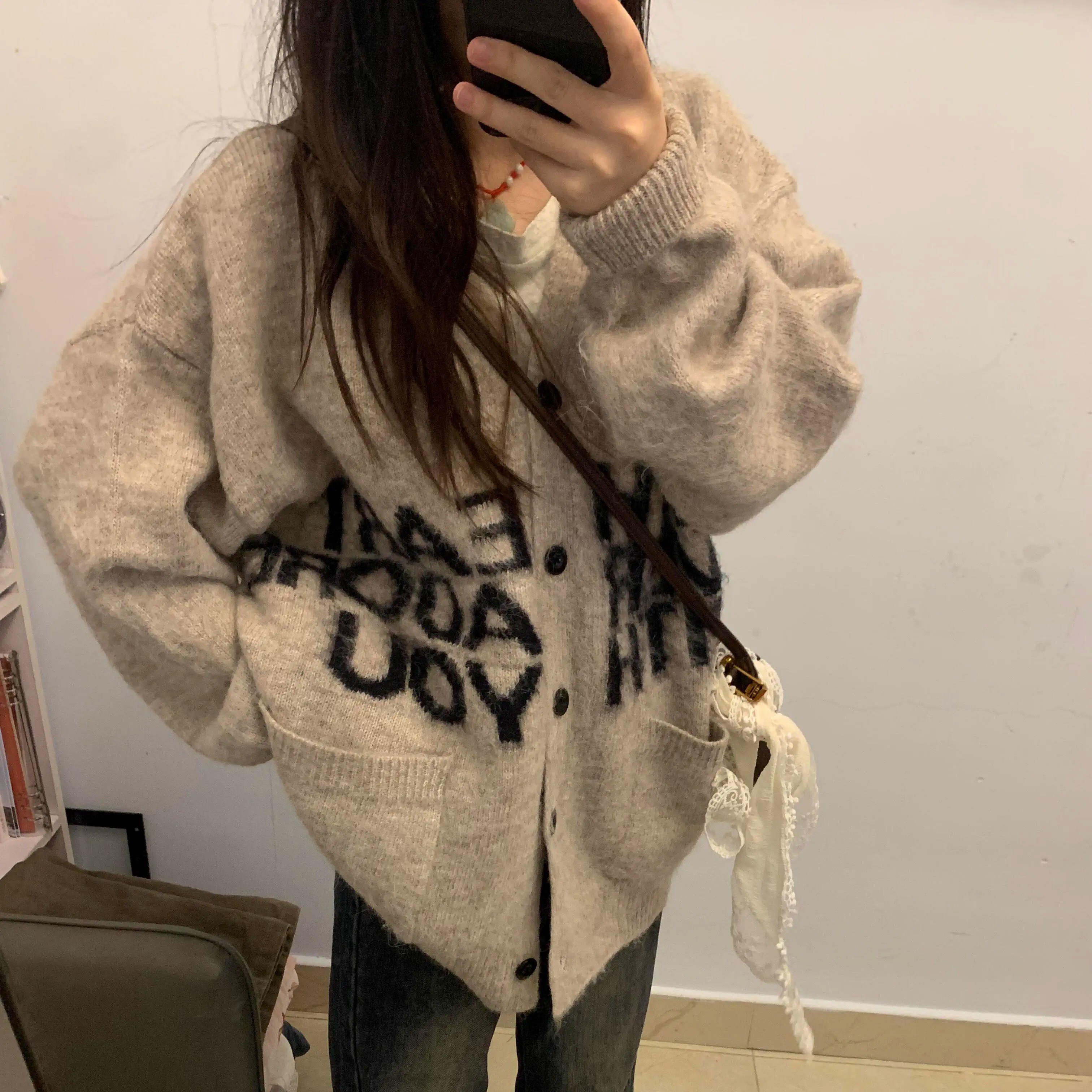 慵懒风软糯毛衣开衫女秋冬美式高级感穿搭字母提花宽松针织外套潮