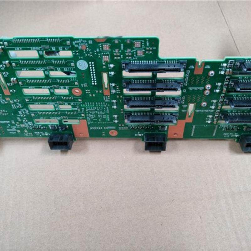 RH5885HV3服务器 8盘位背板 BC61HBPB