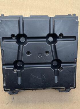 适用大众宝来车身电脑中控模块 10款宝来车身控制模块18D937086