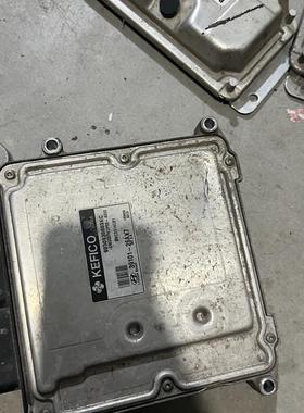 现代悦动发动机电脑板 39106-26981/26982/26971/26972/26970