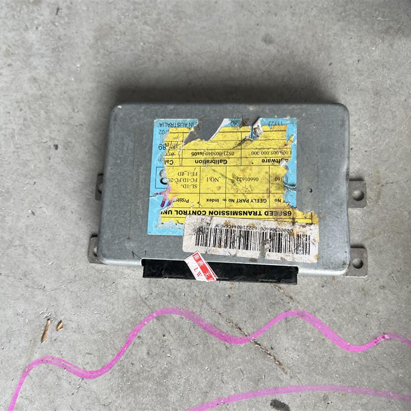 吉利 博瑞 博越 全球鹰GX7 远景EC8 GX9 帝豪 波箱 变速箱电脑板