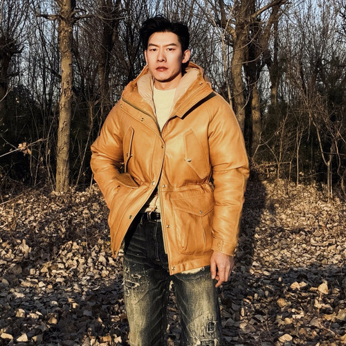 意大利无涂水染绵羊皮中长款连帽90白鸭绒加厚真皮猎装极地羽绒服