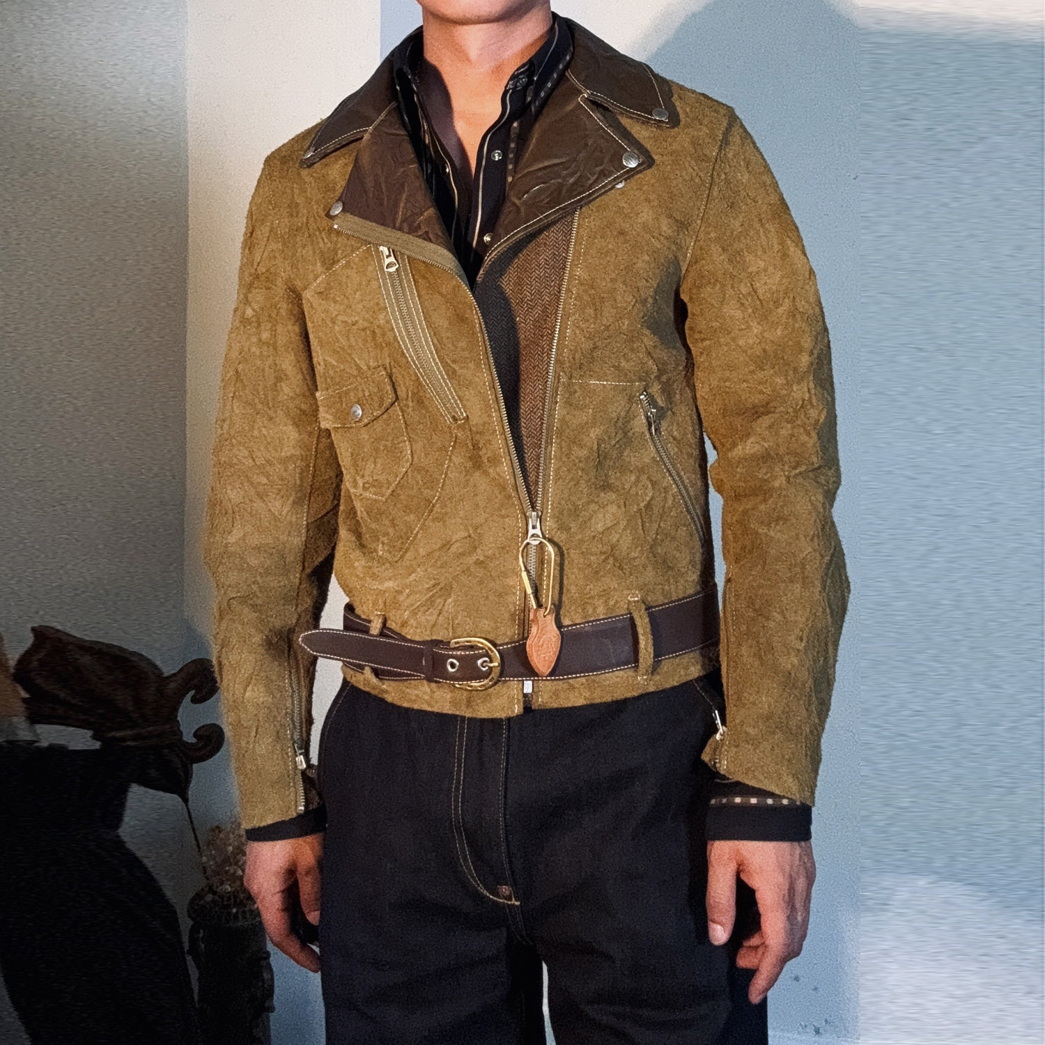 惊艳！意大利牛皮无内衬设计正皮反用翻领斜拉短款机车夹克