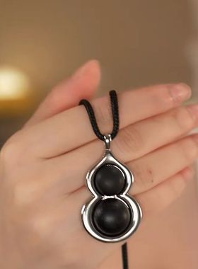 黑檀木葫芦项链高级感时尚大气复古秋冬长款毛衣链皮绳颈链配饰女