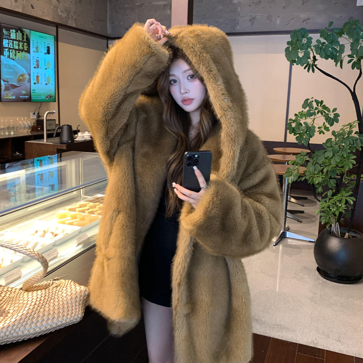 语飒宽松环保皮草中长款加厚连帽