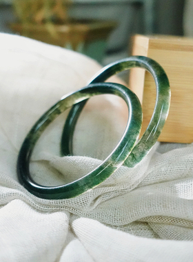 天然七彩玉水草玛瑙叮当镯细圆条