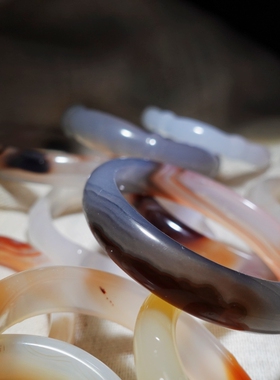 直播间特惠天然玛瑙玉髓镯子