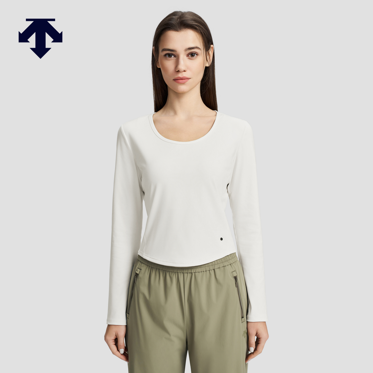 DESCENTE迪桑特WOMEN’S STUDIO系列女士长袖针织衫