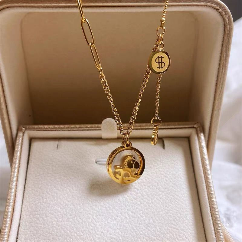 马上有钱轻奢白贝母项链钛钢