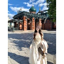 白里奶杏慕斯 V领皱褶温柔收腰长裙甜美风宽松显瘦百搭连衣裙 新款