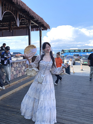 法式复古长袖甜妹度假风连衣裙