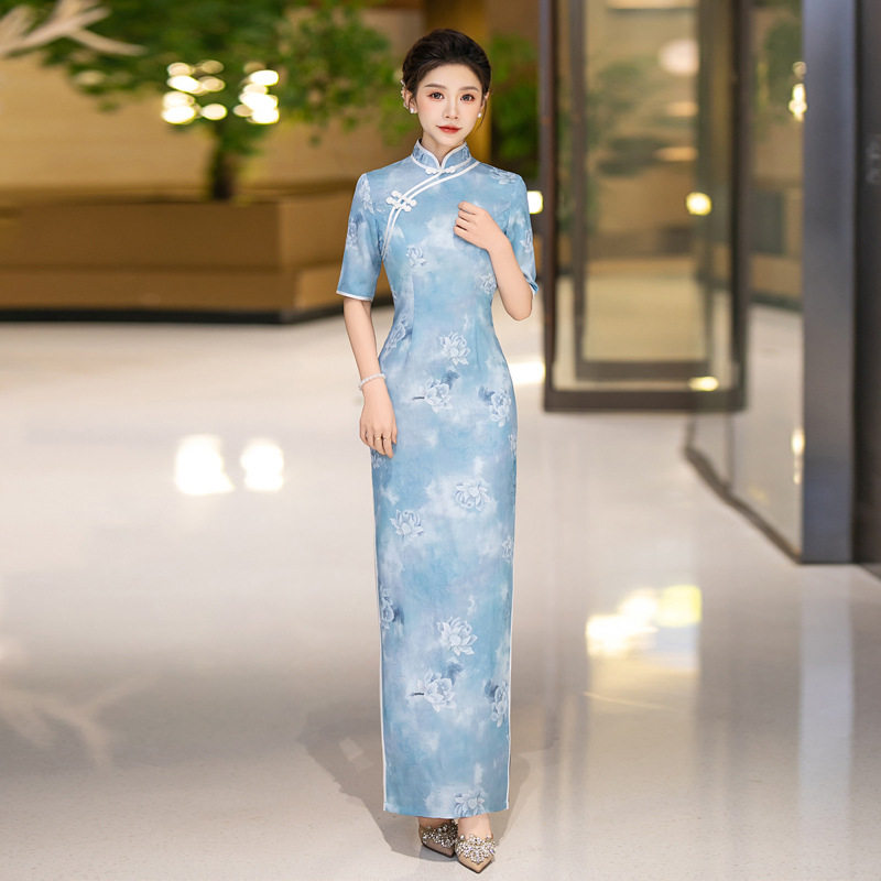 2026新款走秀旗袍女长款显瘦连衣裙气质优雅高级感中式改良版旗袍