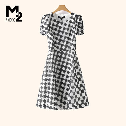 M2连衣裙新款2023春夏