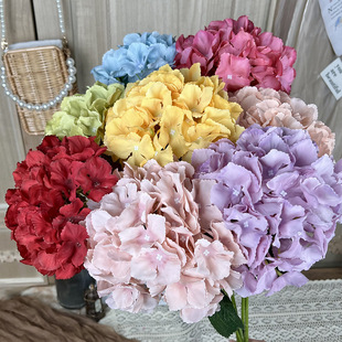 仿真梦幻绣球人造假绢花束高级感婚庆用花成品客厅装饰花艺塑料花